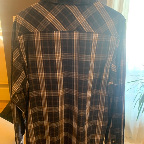 The Fresh plaid shirt - XL, a Paris brand - Picture 2 of 3